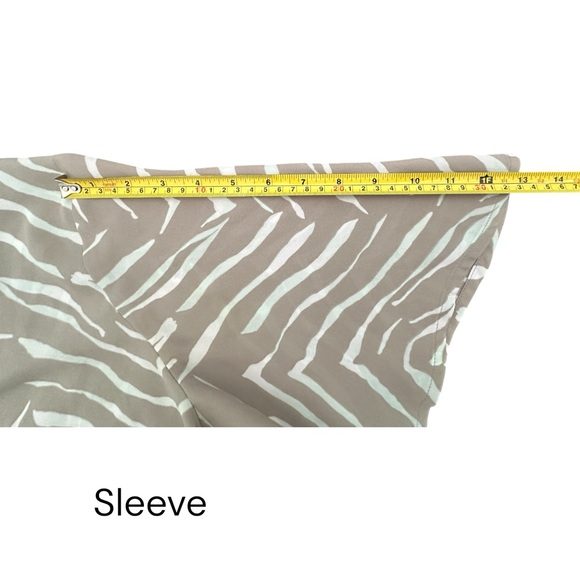 APT. 9 Zebra Print Tie-Front Flutter Sleeve Blouse - Picture 9 of 15